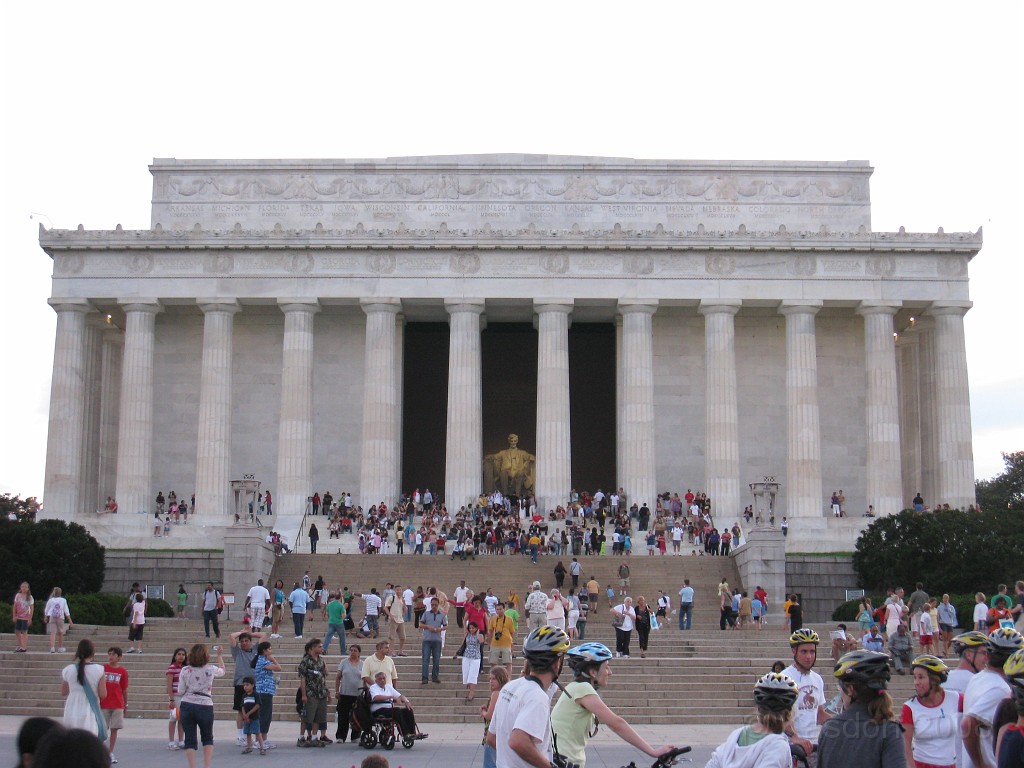 Wash DC 2009 3875.jpg - A 4th of July trip to Washington DC in 2009 to see the museums, memorials and fireworks.